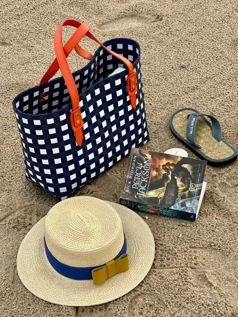 Beach Bags: The Prelude to a Unique Luxury Experience