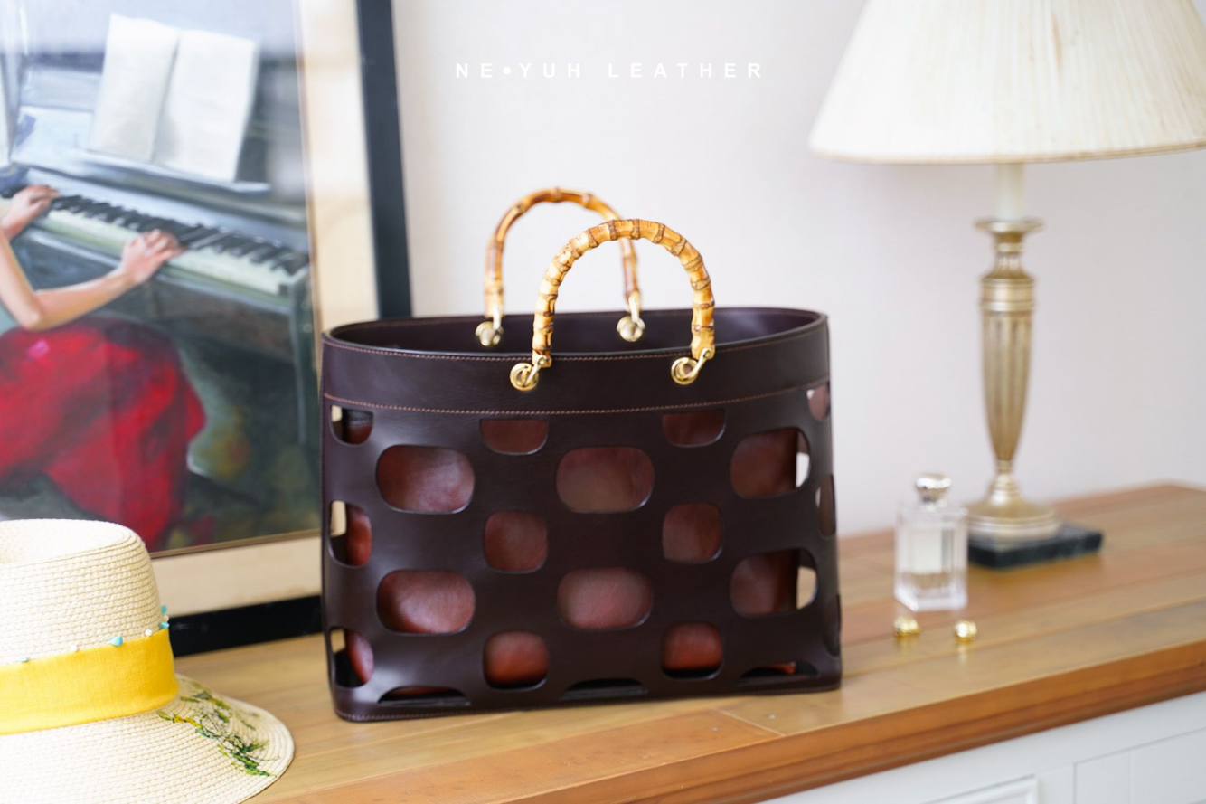 Martha Bucket Bag: The Quiet Luxury of a Leather Bag Inspired by Childhood Memories  - Premium Handcrafted Leather Bags For Professionals - Gallery de Neyuh