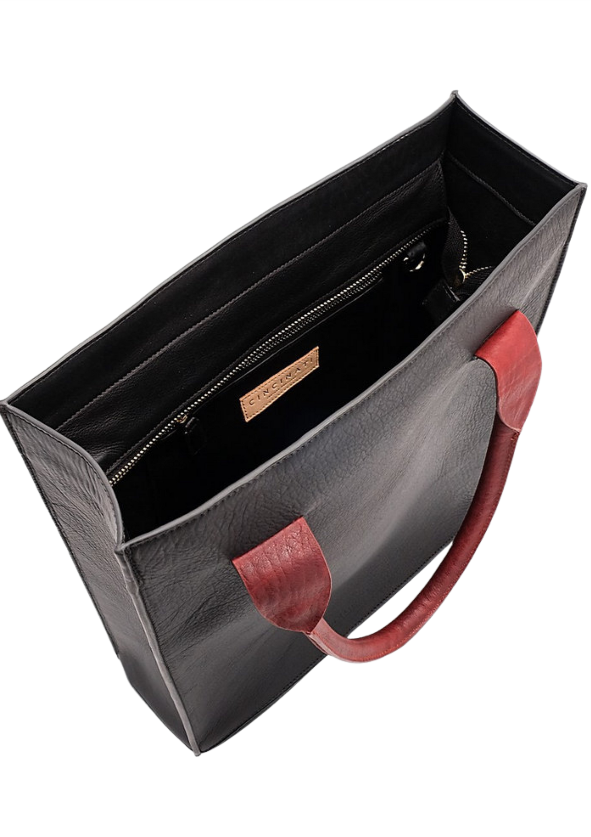 #bag-feature_black-bag-turns-red