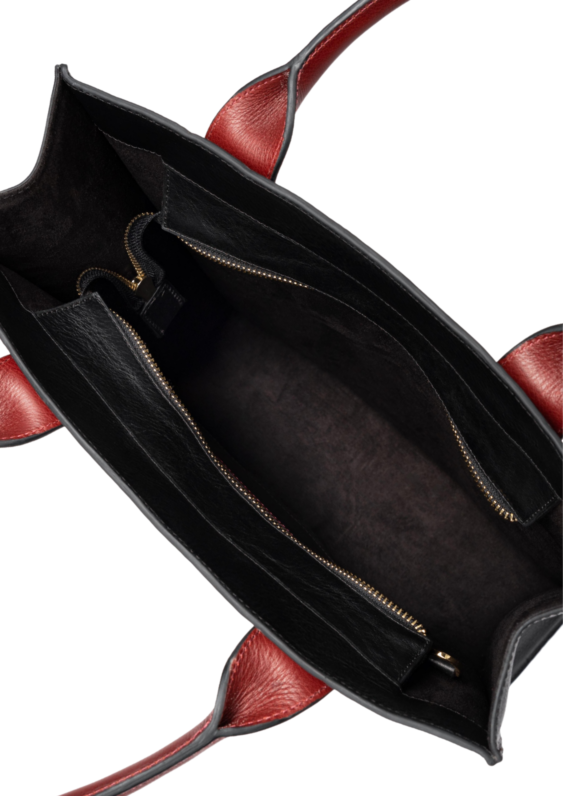 #bag-feature_black-bag-turns-red