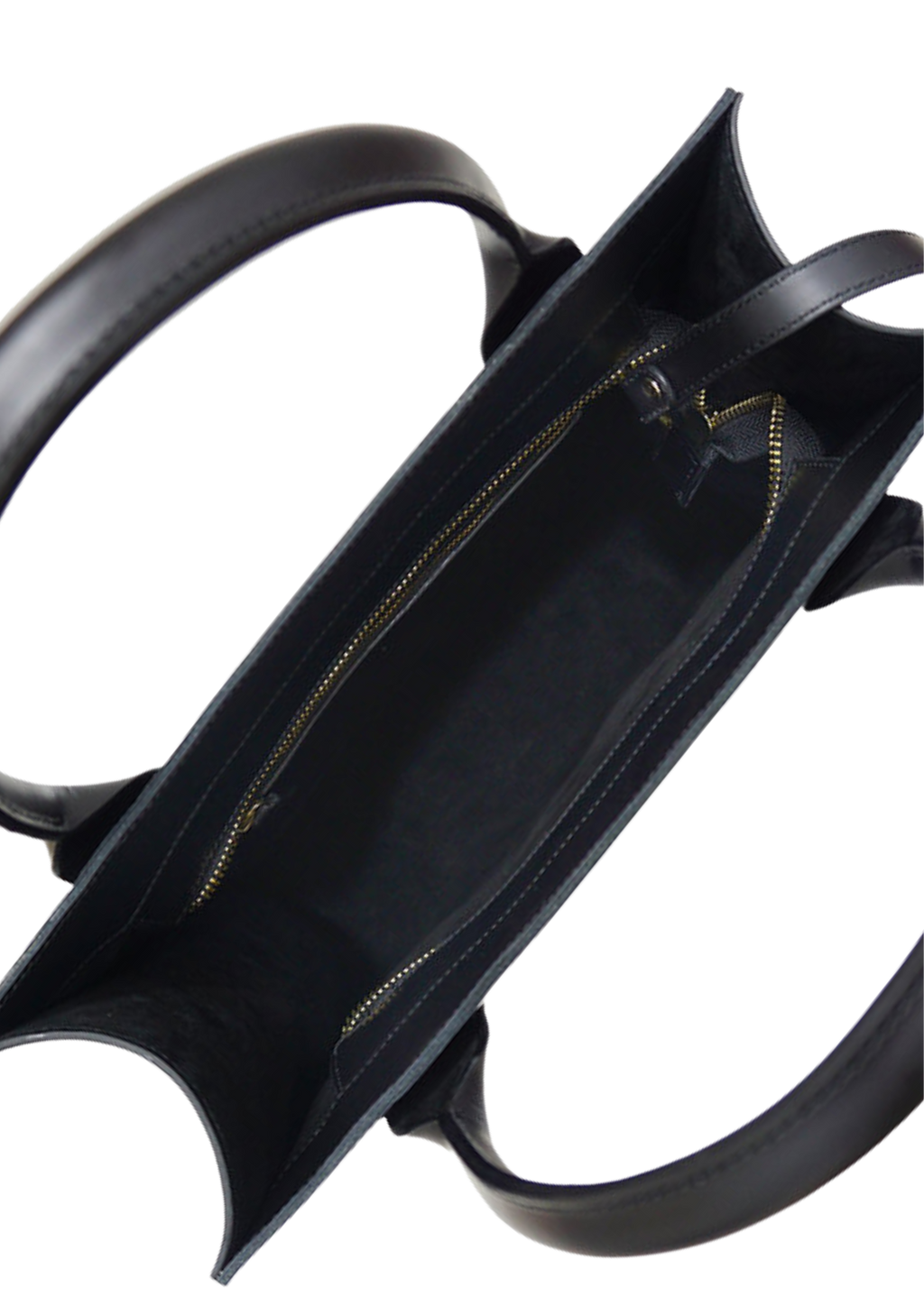 #bag-feature_black-bag-turns-black