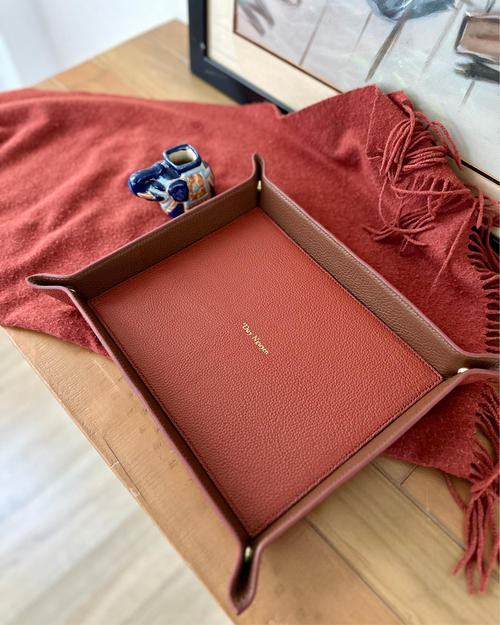 A4 LEATHER VALET TRAY WITH CORNER SNAP