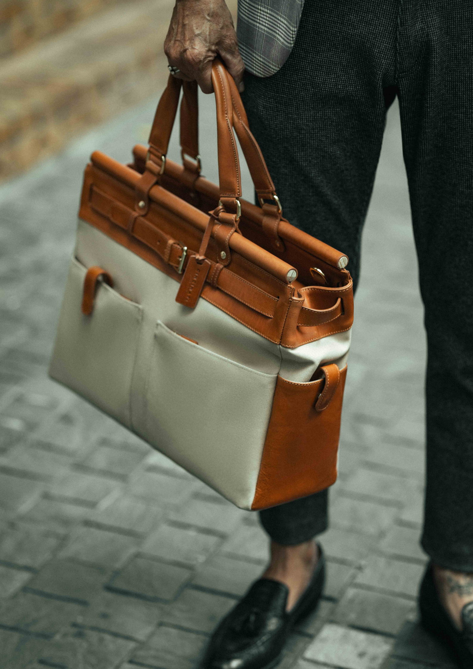 #color_brown