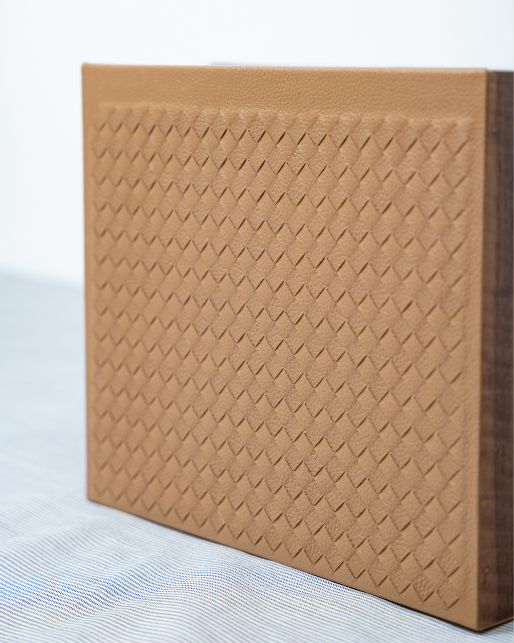 HANDCRAFTED LEATHER MAGAZINE BASKET