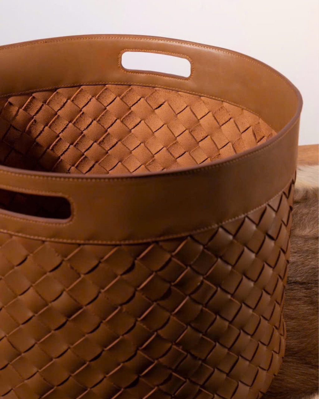 LUXUXY HANDWOVEN LAUNDRY & STORAGE BASKET