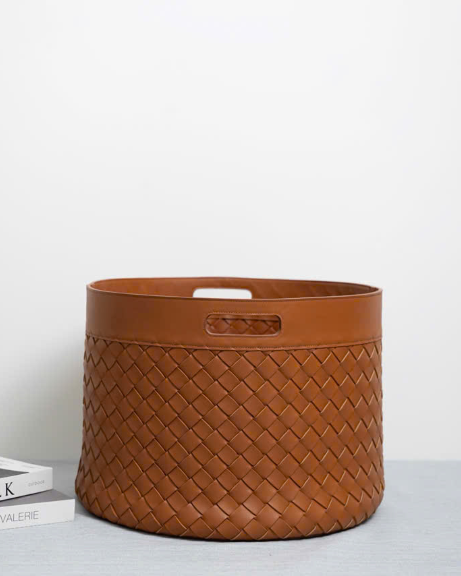 LUXUXY HANDWOVEN LAUNDRY & STORAGE BASKET