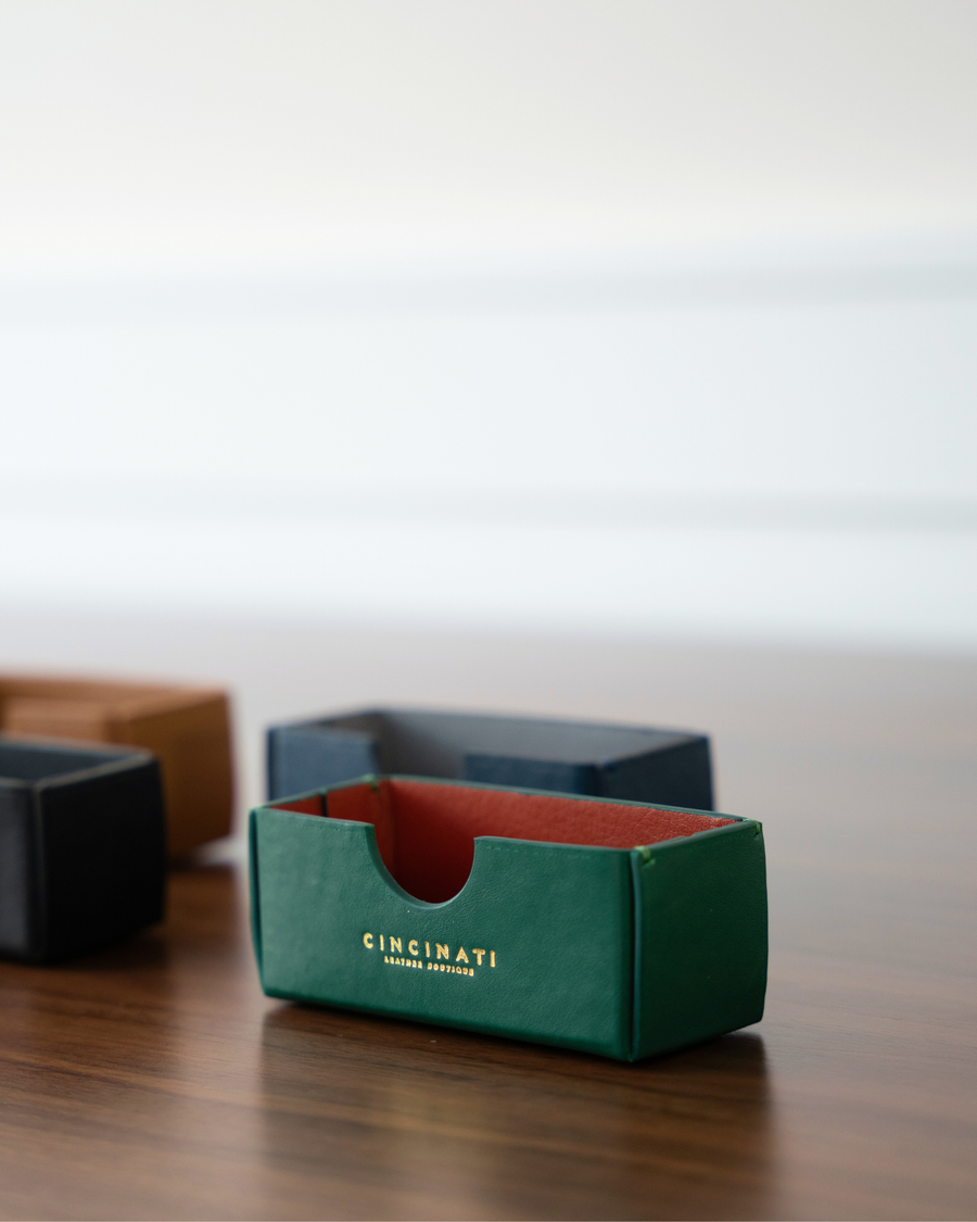 LEATHER CARD HOLDER