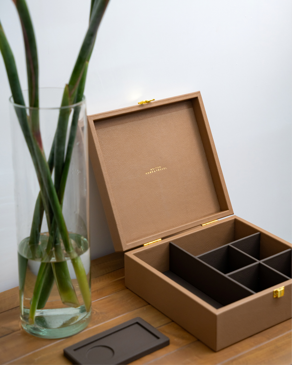 HANDCRAFTED LEATHER TEA & COFFEE BOX WITH WOVEN LID