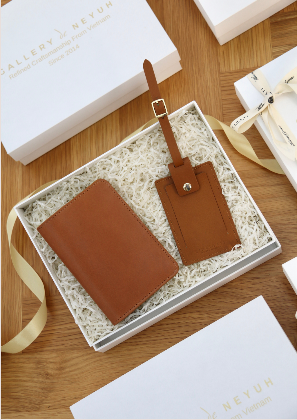 SET #2 - PASSPORT HOLDER & LUGGAGE TAG