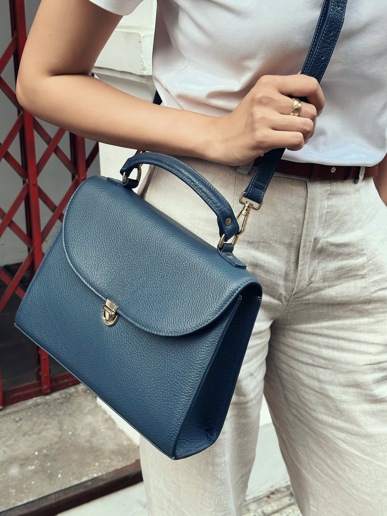 #color_navy