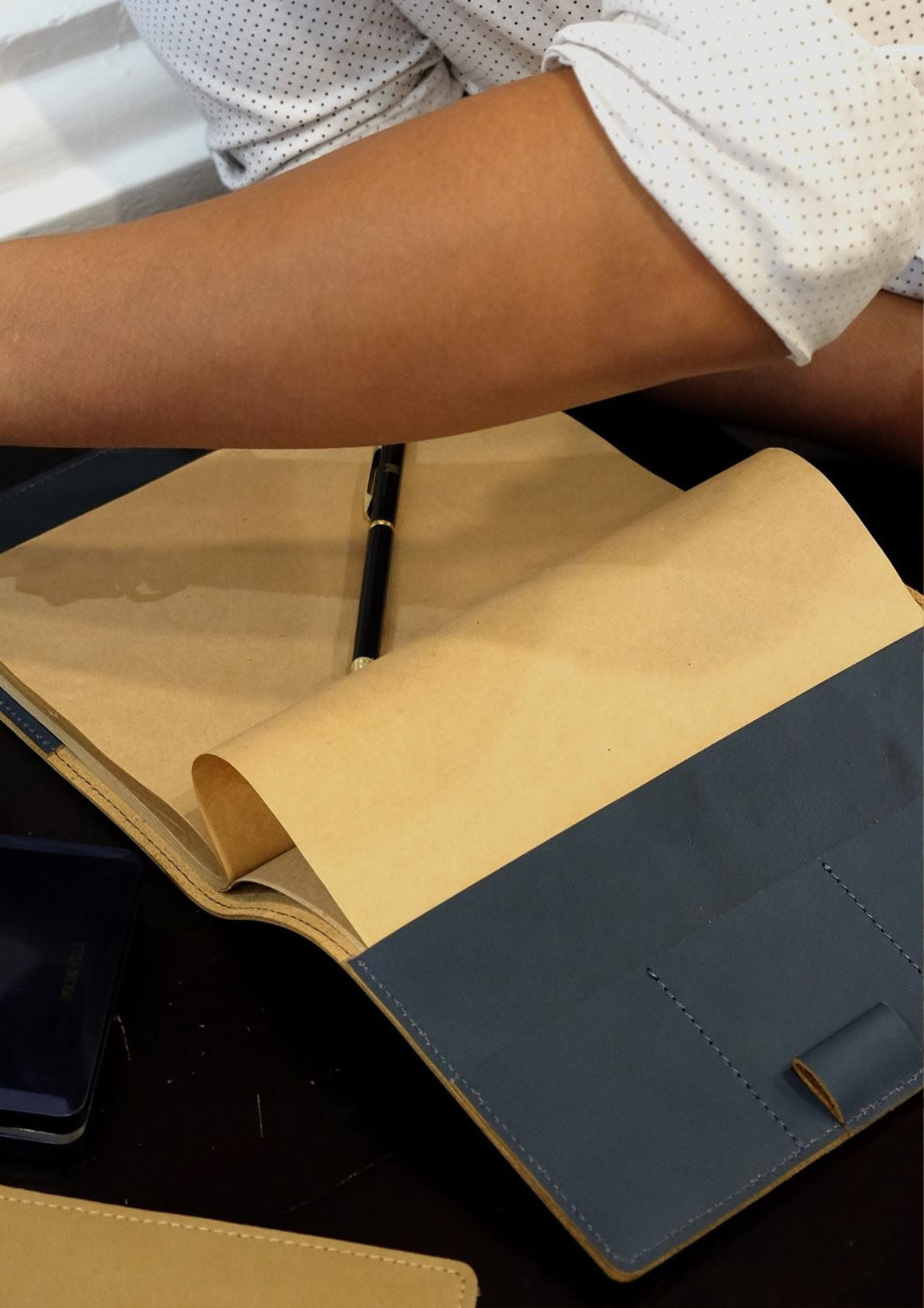 SET #4 - NOTEBOOK  & SLIM CARD WALLET